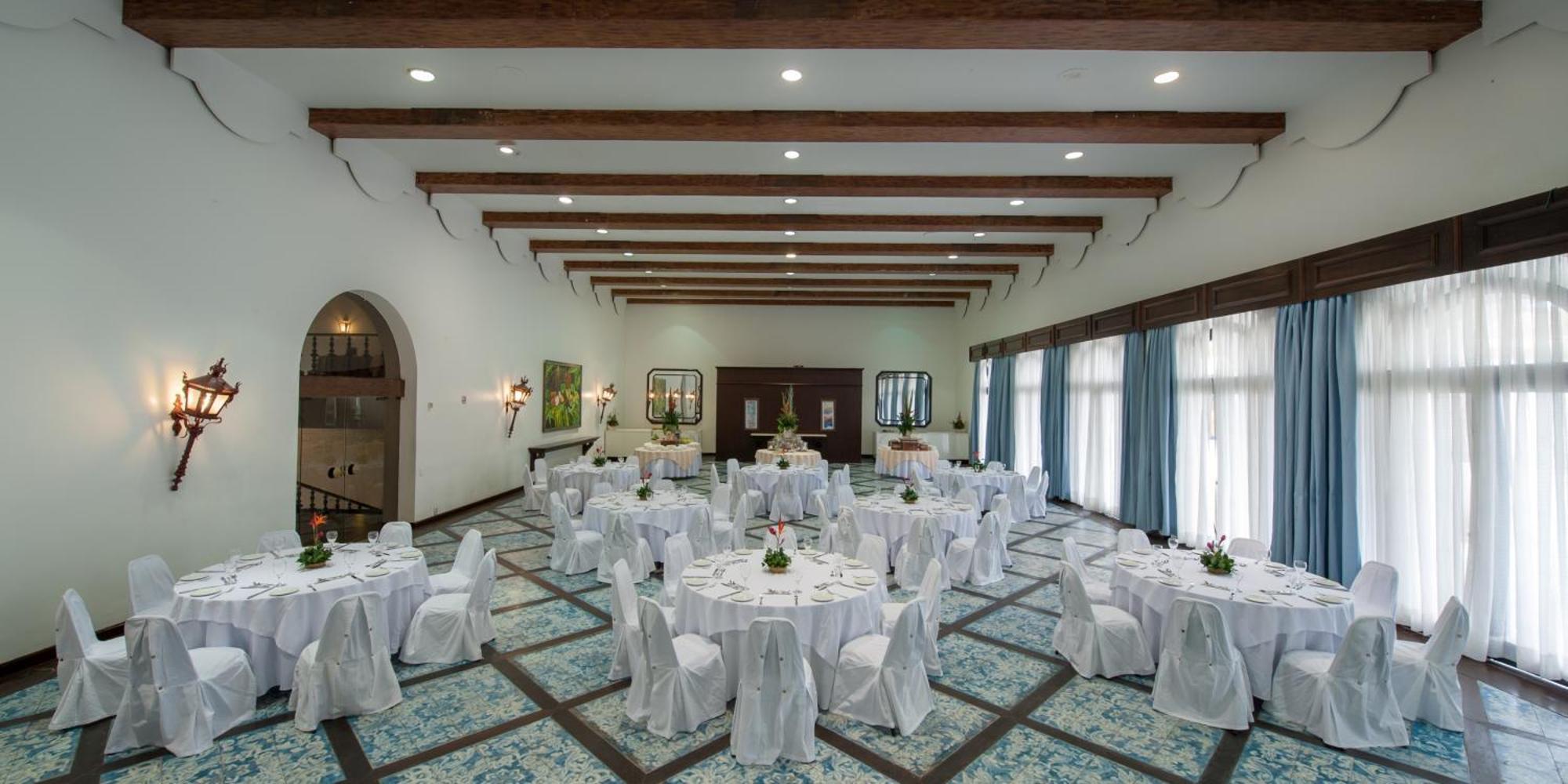Hotel Tropical Manaus Exterior foto The ballroom at the hotel