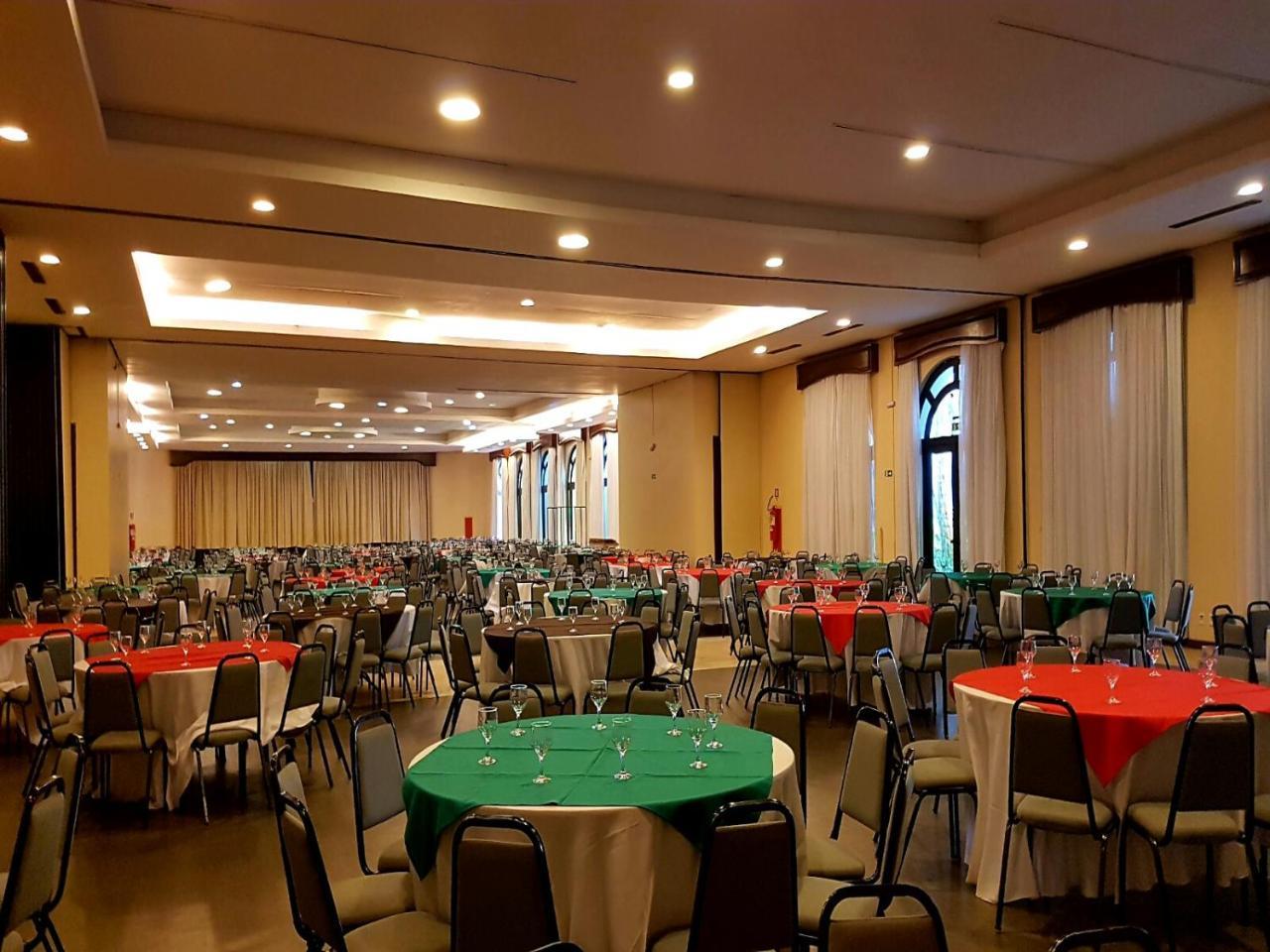Hotel Tropical Manaus Exterior foto The ballroom